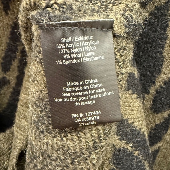 Heartloom Nola Cardi - Picture 6 of 9